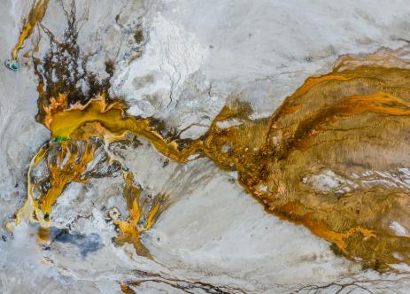 Rede de geiseres no Parque Nacional de Yellowstone (foto: Dan Meyers/unsplash)