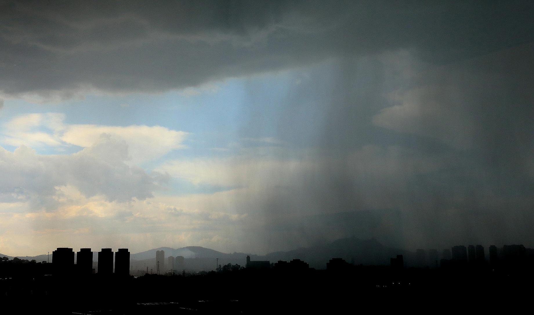 Nuvem de chuva (crédito: Cecilia Bastos/USP Imagens)